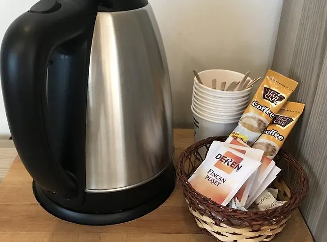 Harbour Old Отель