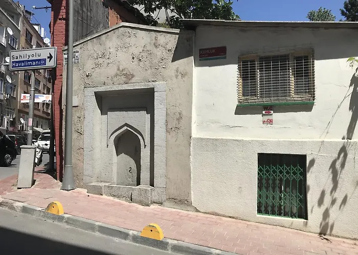 Отель Harbour Old