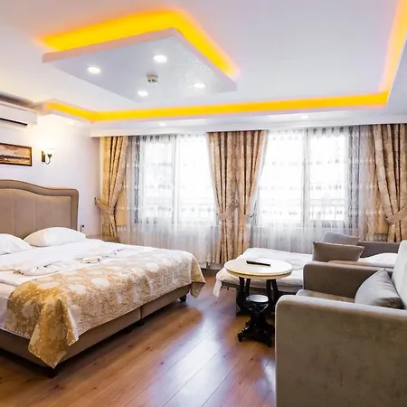 Harbour Old İstanbul