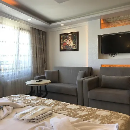 Harbour Old Hotell 3*