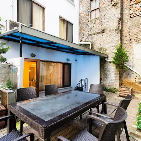 Harbour Old ホテル