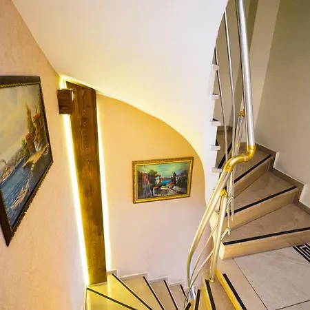 Hotell Harbour Old