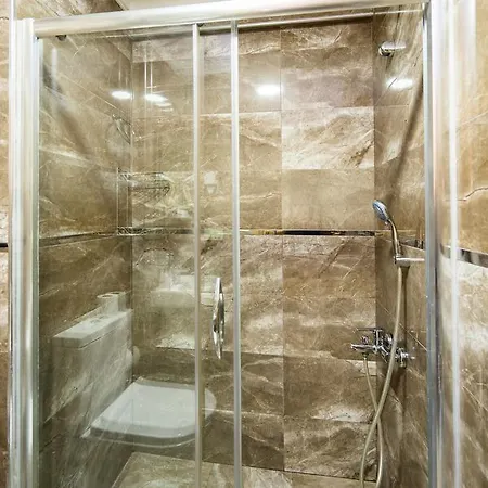 ホテル Harbour Old 3*